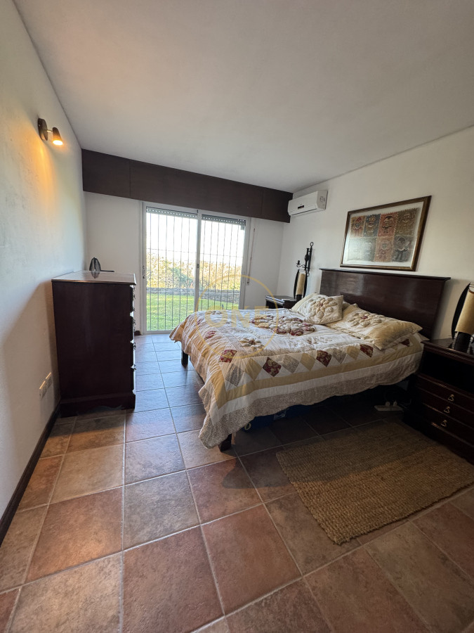 Casa ID.1745 - VENTA CASA 4 DORMITORIOS PUNTA BALLENA 