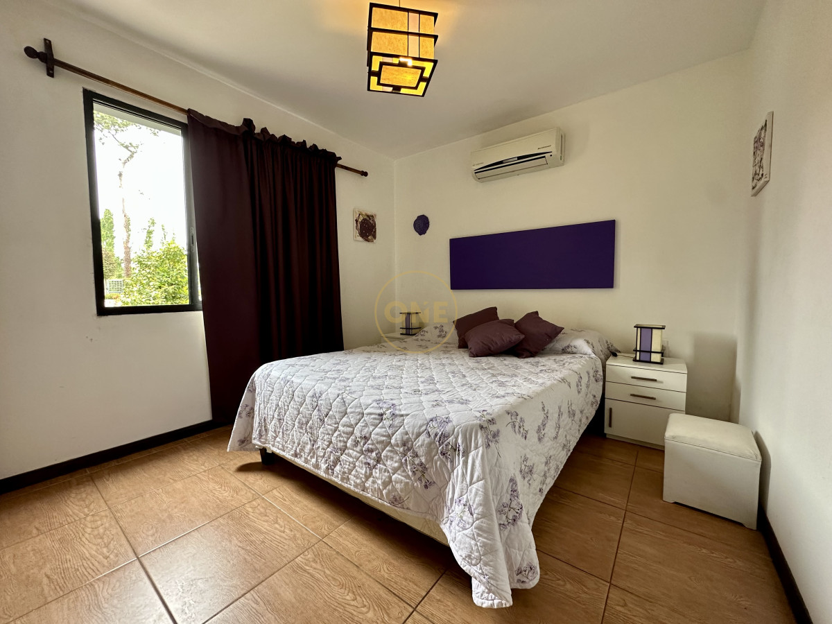 Casa ID.1971 - Casa en venta Barrio Privado La Residence Zona Colegios 