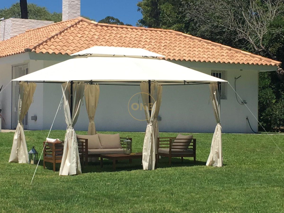 Casa ID.171 - Venta de Casa 5 DORMITORIOS con vista a cancha de Golf , Punta del este