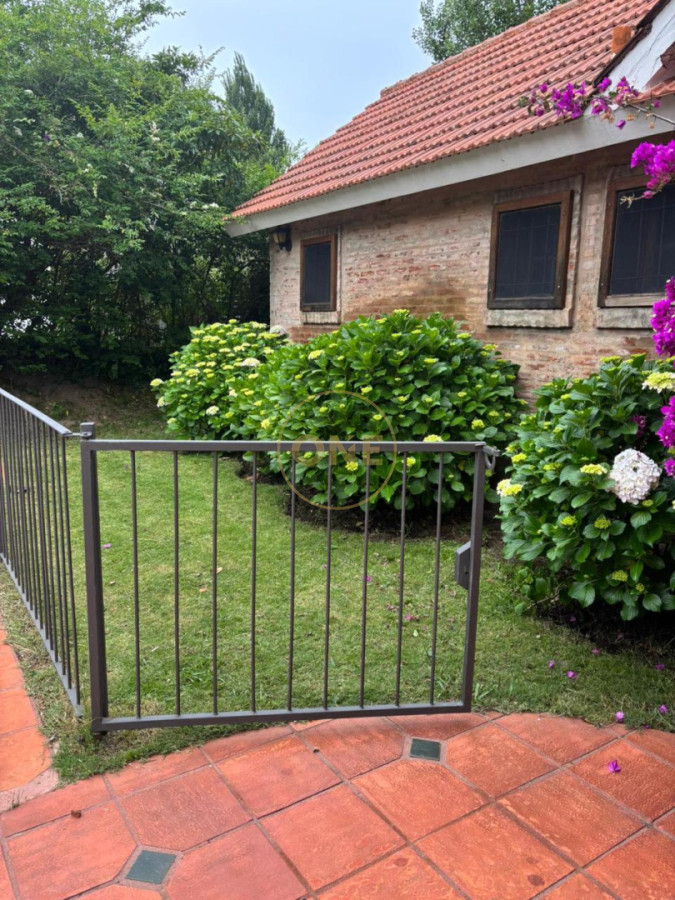 Casa ID.2034 - Tu refugio de verano en Cantegril: naturaleza, paz y comodidad