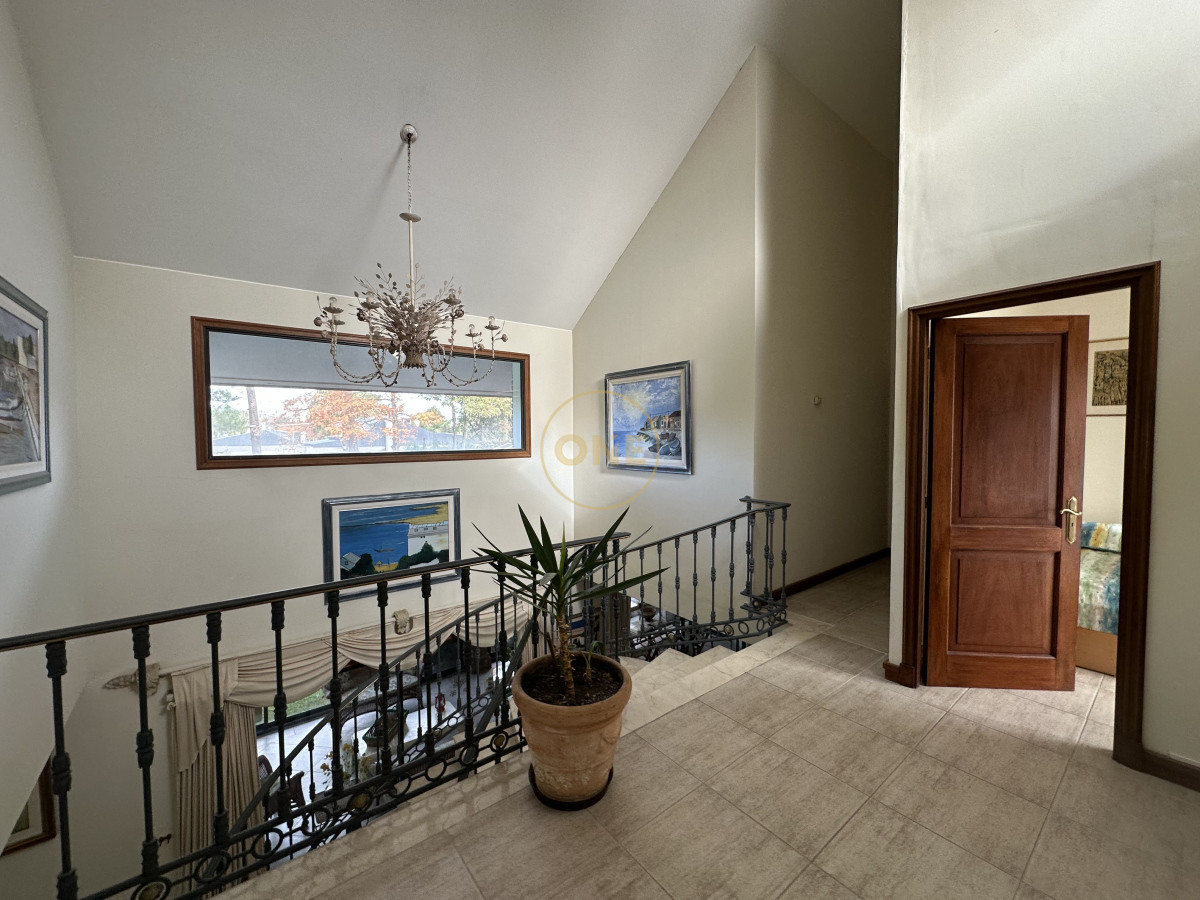 Casa ID.1696 - Casa en venta playa Mansa 7 dormitorios Punta del Este 