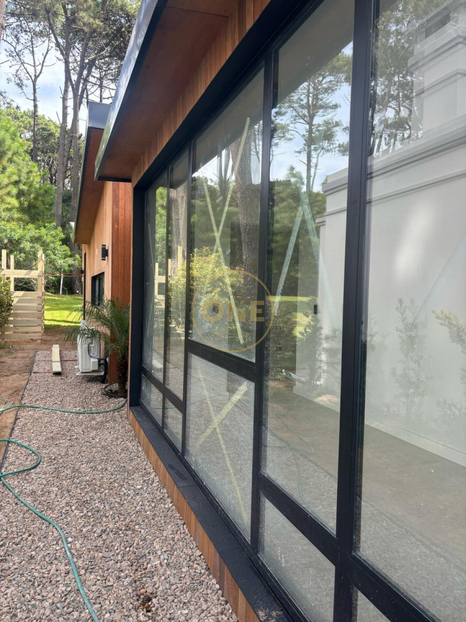 Casa ID.1576 - venta Casa a estrenar de 4 dormitorios en Rincón del Indio Punta del Este