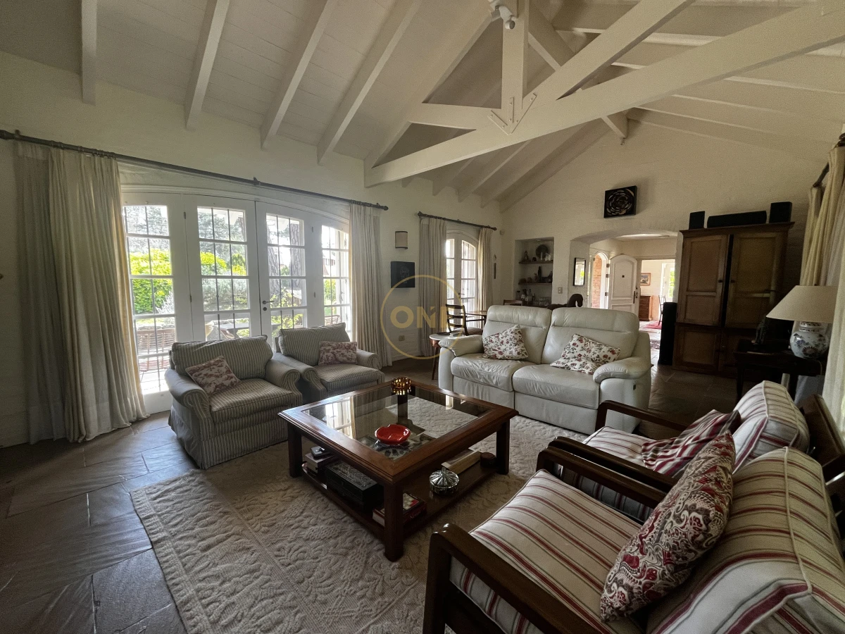 Casa ID.1910 - ALQUILER Residencia premium en San Rafael temporada 2026