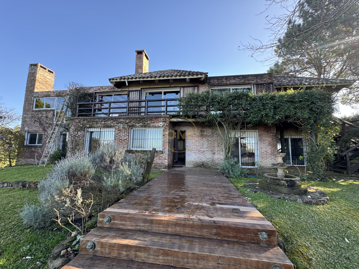 Casa ID.1745 - VENTA CASA 4 DORMITORIOS PUNTA BALLENA 