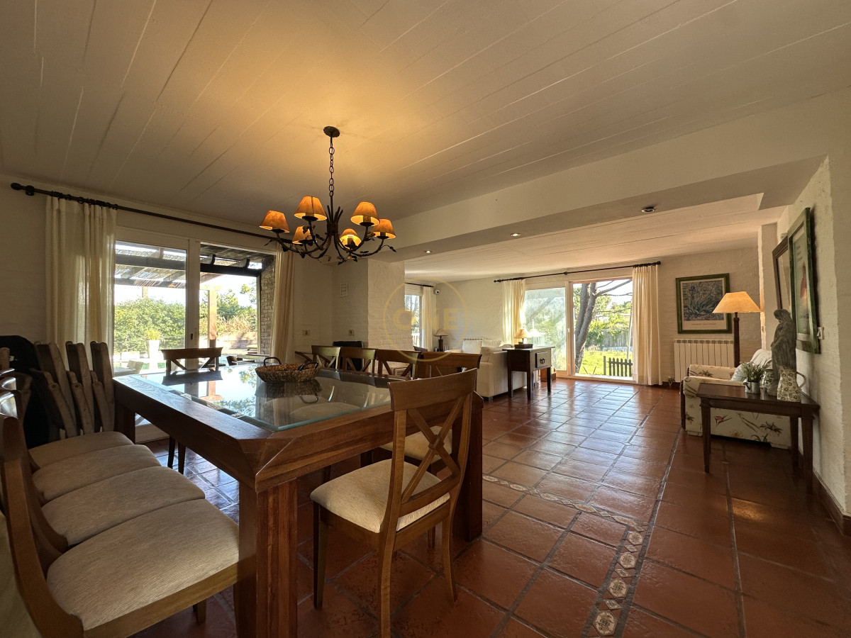 Casa ID.1648 - Casa en venta en Punta Ballena Tío Tom a pasos del Mar