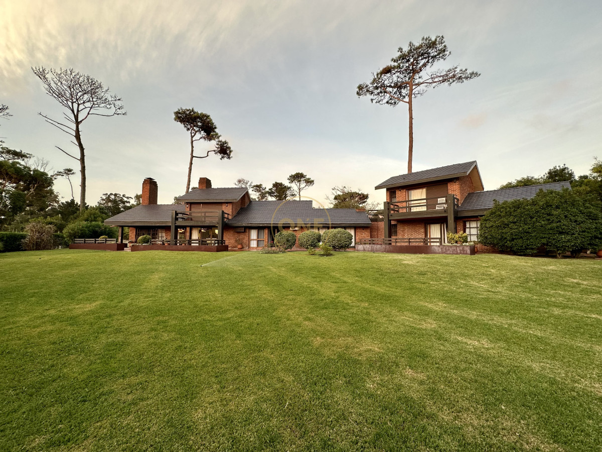 Casa ID.1657 - Casa en venta en Pinares Punta del Este 