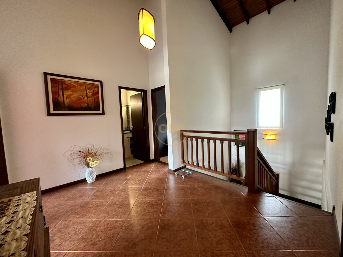 Casa ID.1971 - Casa en venta Barrio Privado La Residence Zona Colegios 