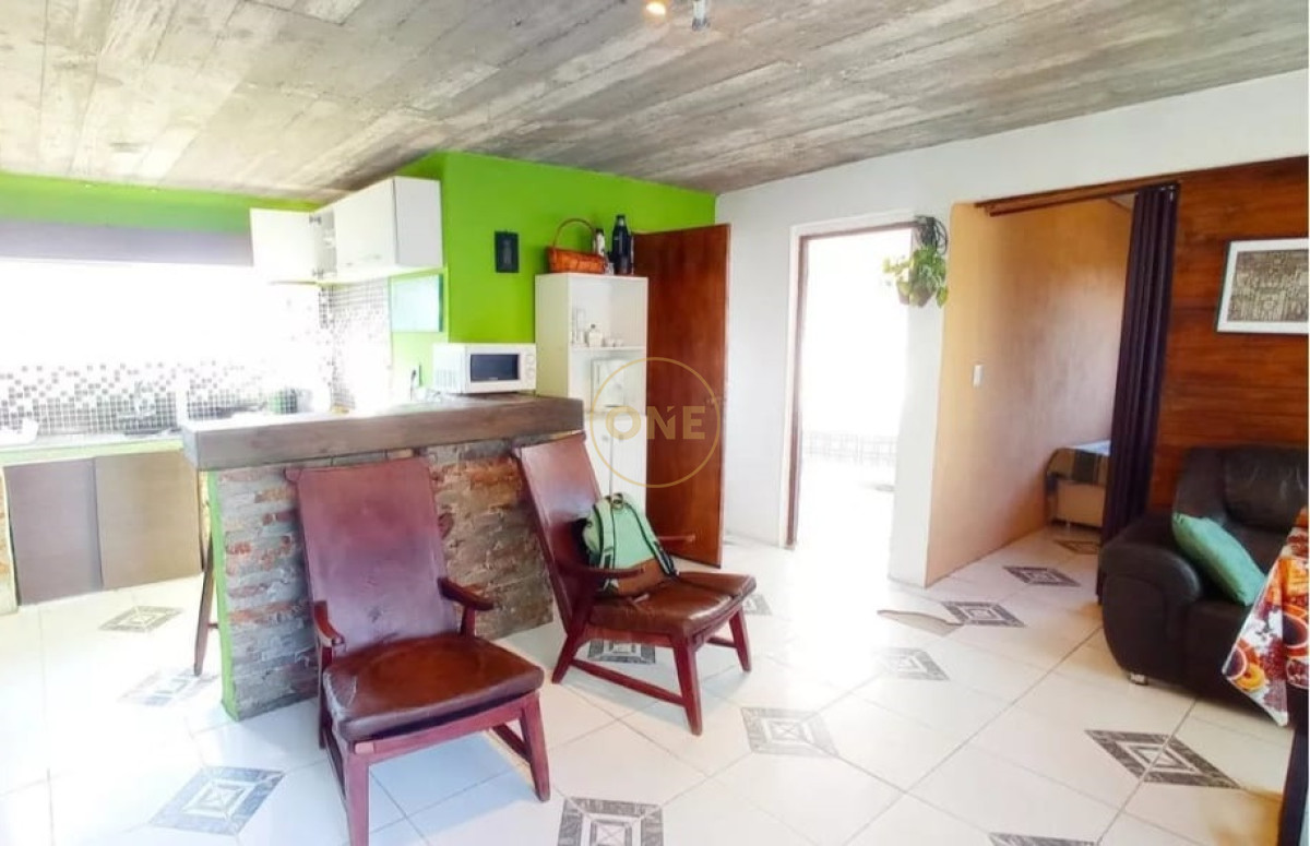 Casa ID.1574 - venta Casa 2 habitaciones en Piriápolis a metros del mar 