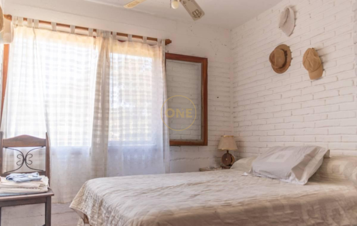 Casa ID.1695 - Venta Casa en playa Mansa Punta del Este Vista al Mar