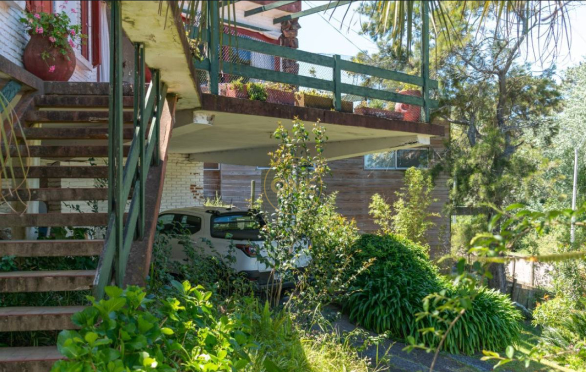 Casa ID.1695 - Venta Casa en playa Mansa Punta del Este Vista al Mar
