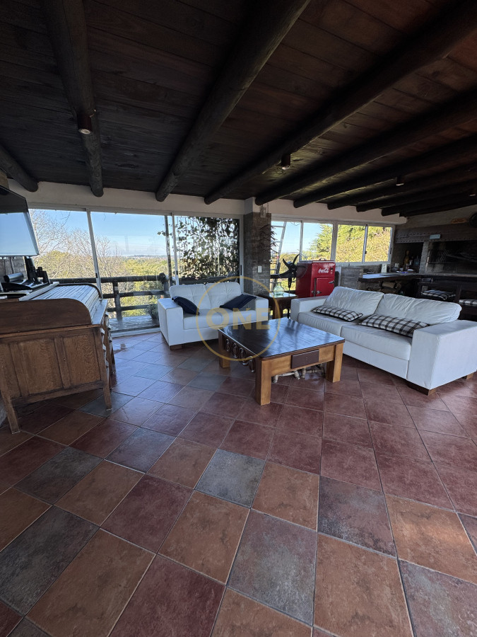 Casa ID.1745 - VENTA CASA 4 DORMITORIOS PUNTA BALLENA 