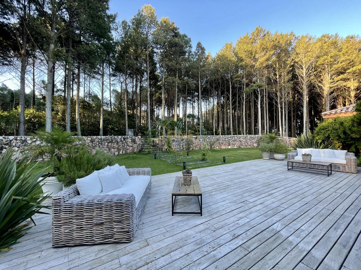 Casa ID.1656 - Chacra en venta minutos de playa Mansa Punta del Este 
