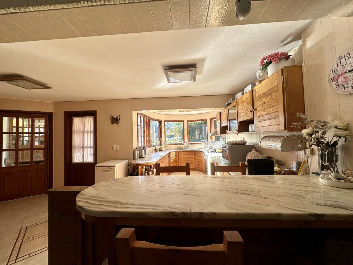 Casa ID.1972 - Casa en venta en Lugano Punta del Este 5 Dormitorios 