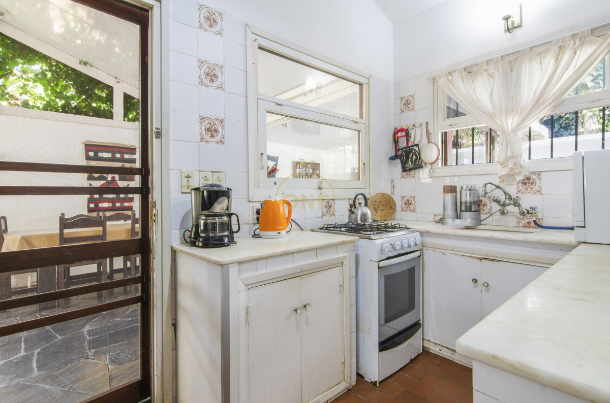 Casa ID.1 - Casa en venta playa mansa 3 dormitorios ideal para vivir todo el año 