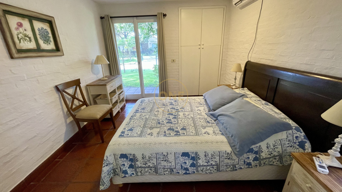 Casa ID.1648 - Casa en venta en Punta Ballena Tío Tom a pasos del Mar