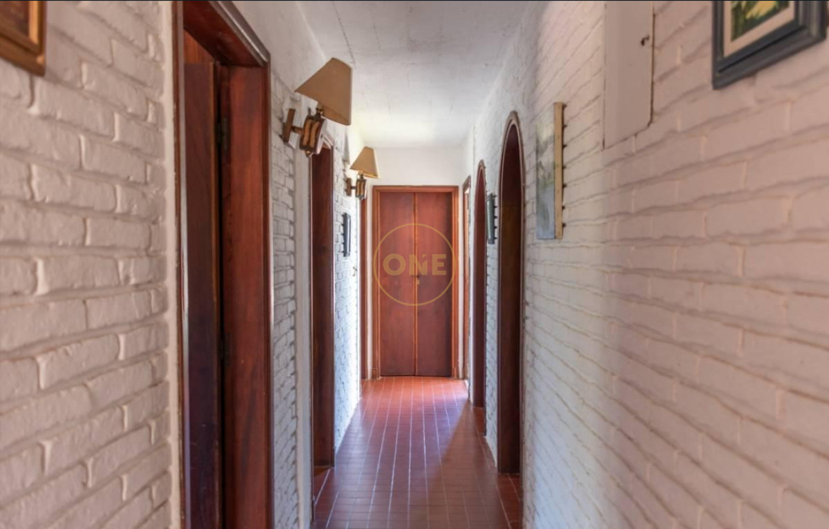Casa ID.1695 - Venta Casa en playa Mansa Punta del Este Vista al Mar