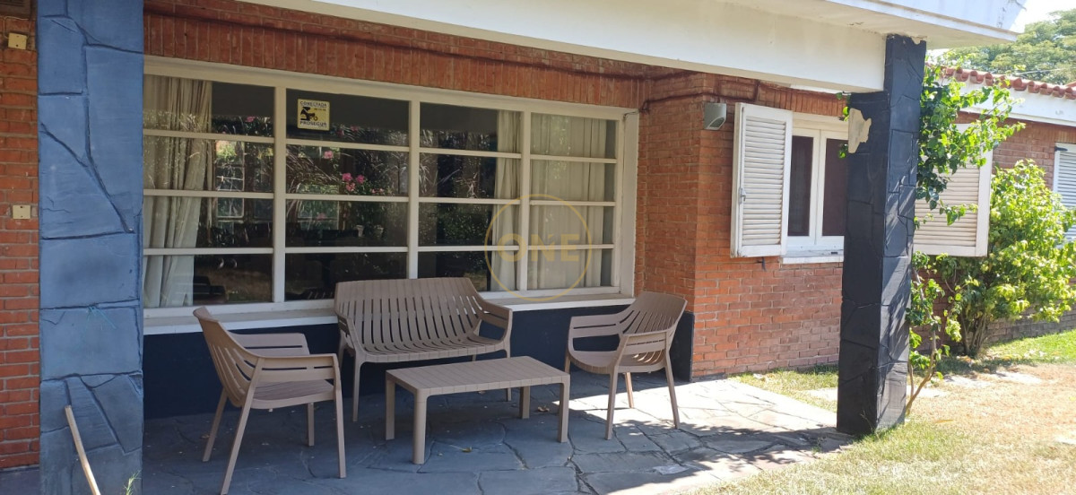 Casa ID.2251 - Casa de 3 dormitorios en zona Cantgril en Venta 