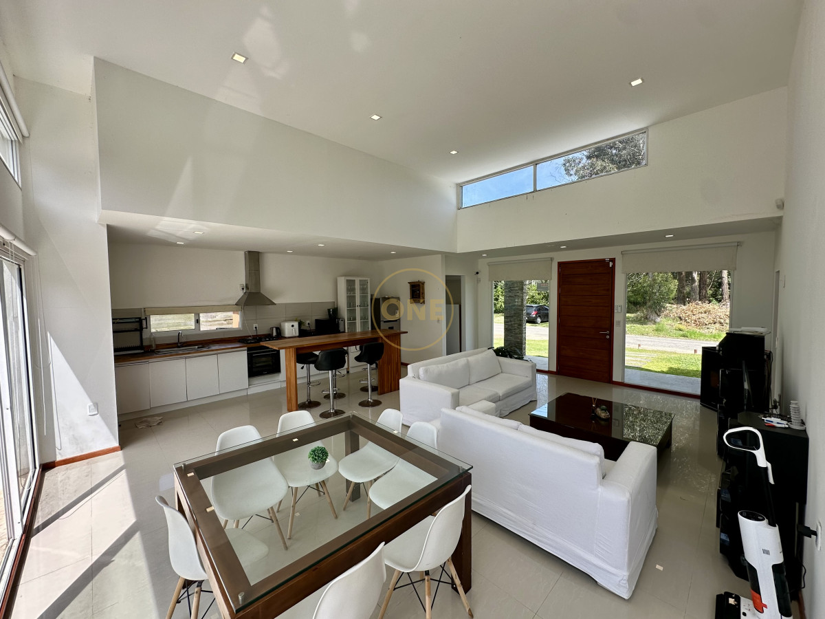 Casa ID.1969 - Casa en venta en Punta del Este Marly 