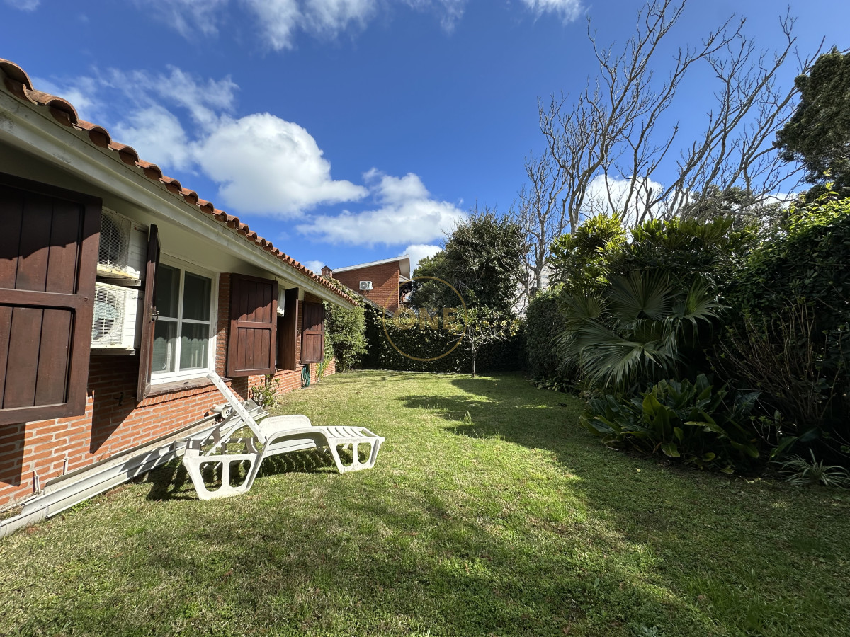 Casa ID.1970 - Casa en venta playa Mansa Punta del Este 