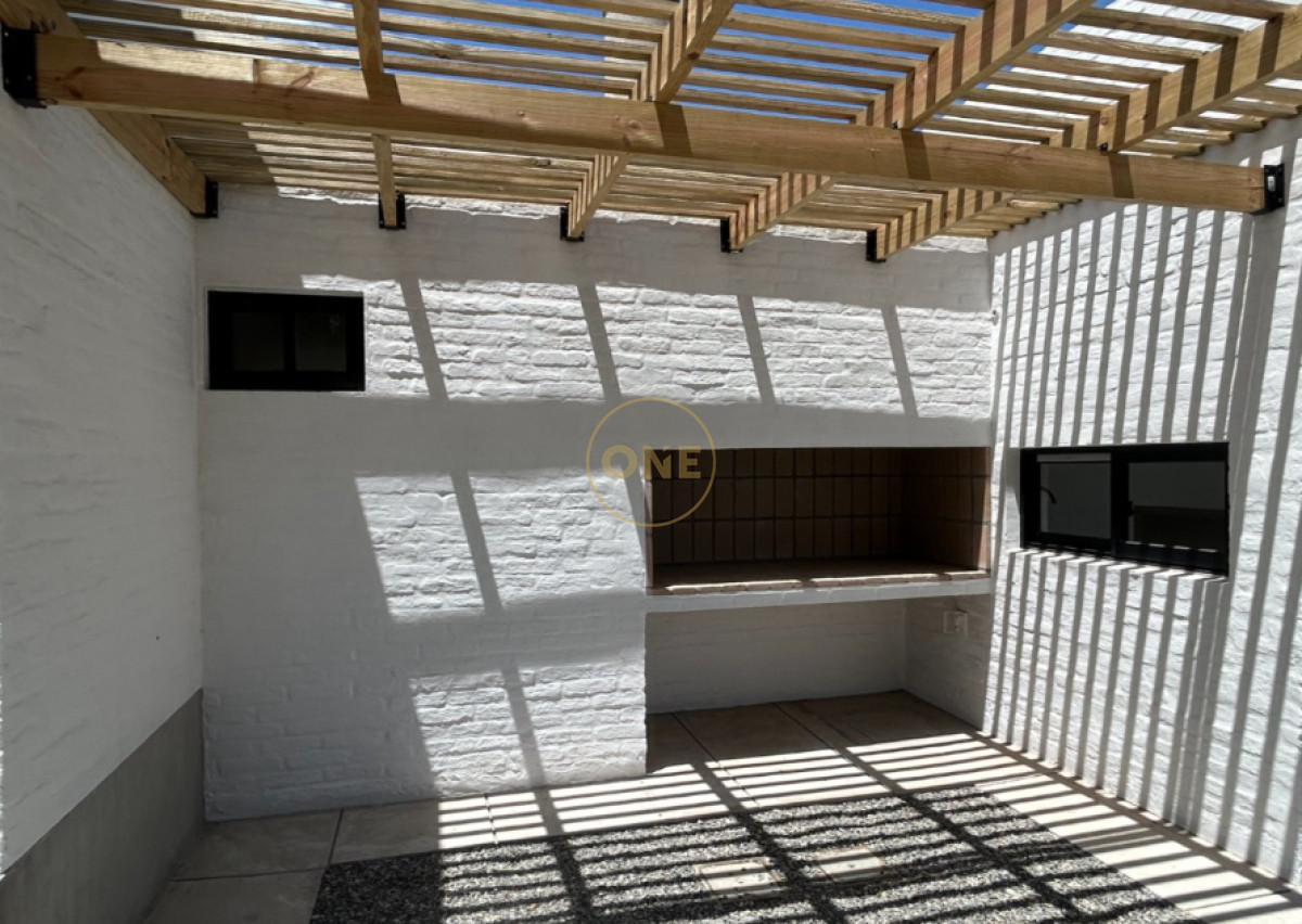 Casa ID.1649 - Casa en venta 2 dormitorios a estrenar Punta Colorada Piriápolis