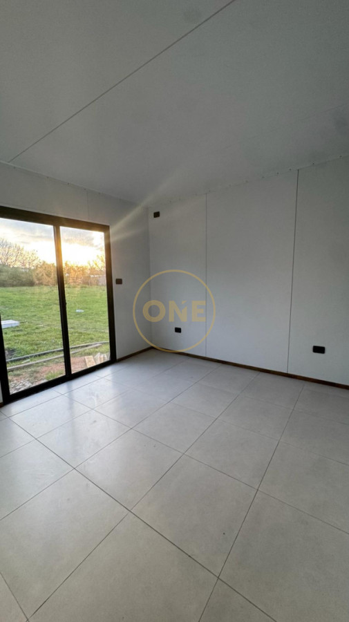 Casa ID.2304 - Casa Miramar Acres