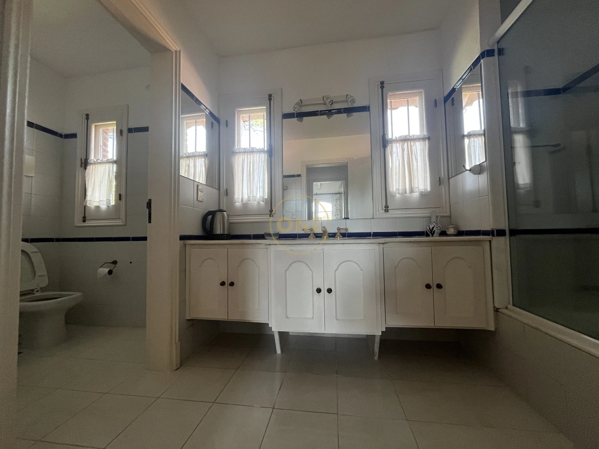 Casa ID.1910 - ALQUILER Residencia premium en San Rafael temporada 2026