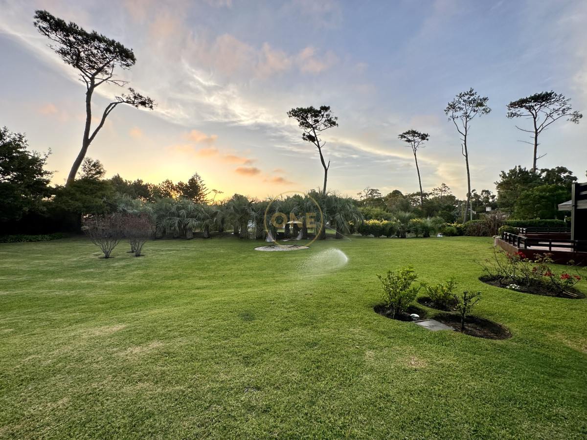 Casa ID.1657 - Casa en venta en Pinares Punta del Este 