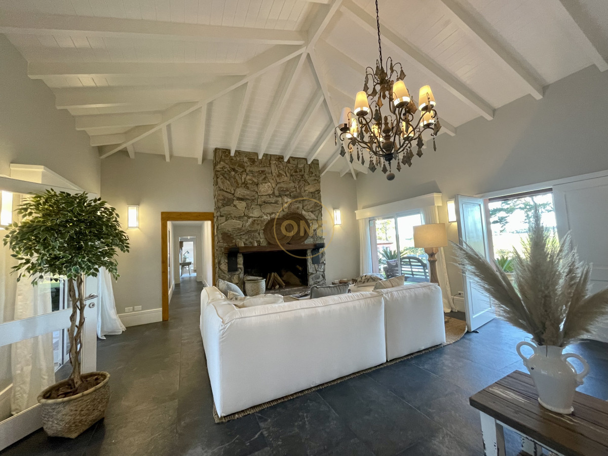 Casa ID.1656 - Chacra en venta minutos de playa Mansa Punta del Este 