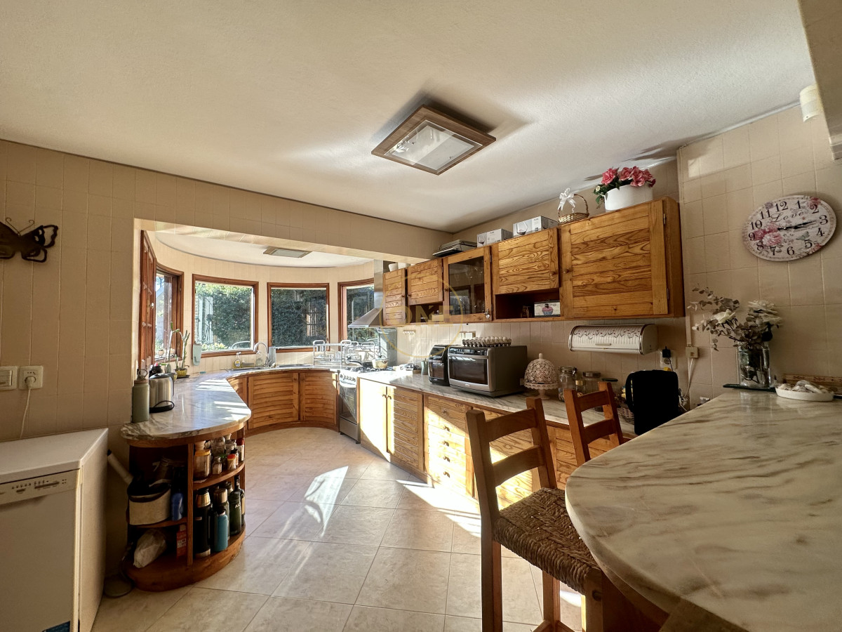 Casa ID.1972 - Casa en venta en Lugano Punta del Este 5 Dormitorios 