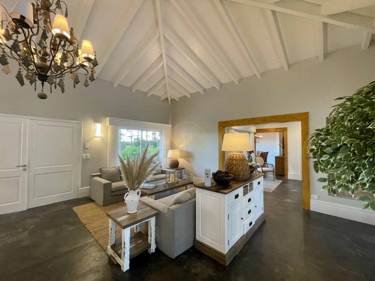 Casa ID.1656 - Chacra en venta minutos de playa Mansa Punta del Este 