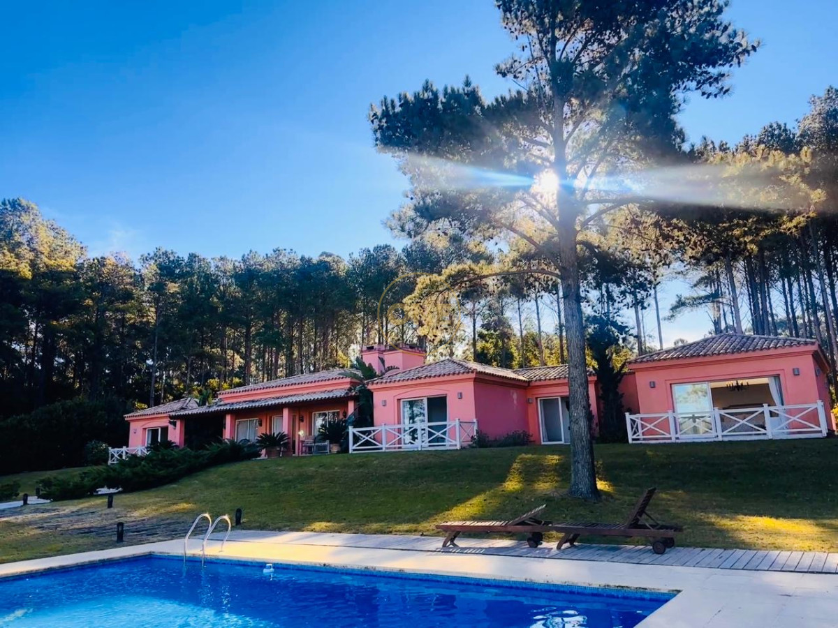 Casa ID.1656 - Chacra en venta minutos de playa Mansa Punta del Este 