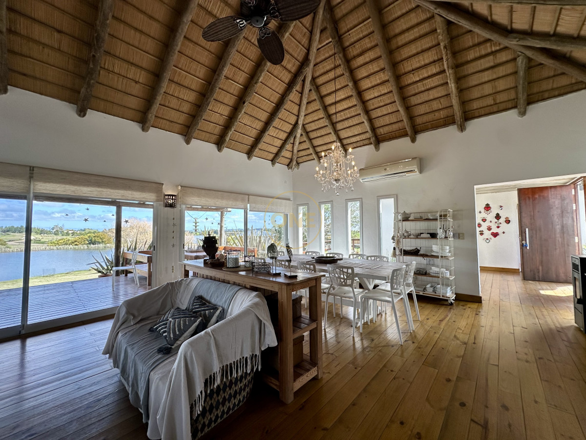 Casa ID.1951 - Casa en alquiler Pueblomio Manantiales 3 Dormitorios 