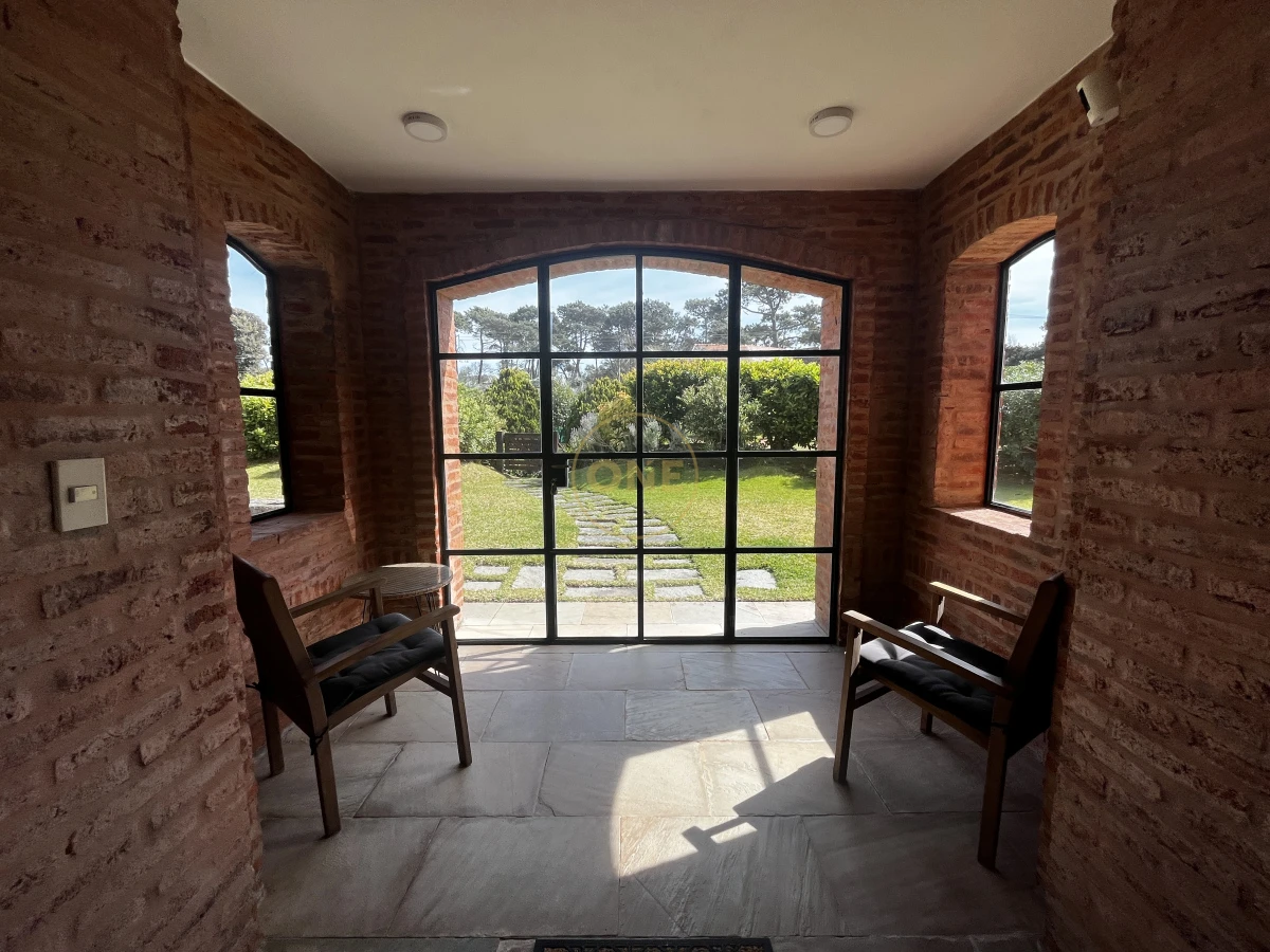 Casa ID.1910 - ALQUILER Residencia premium en San Rafael temporada 2026