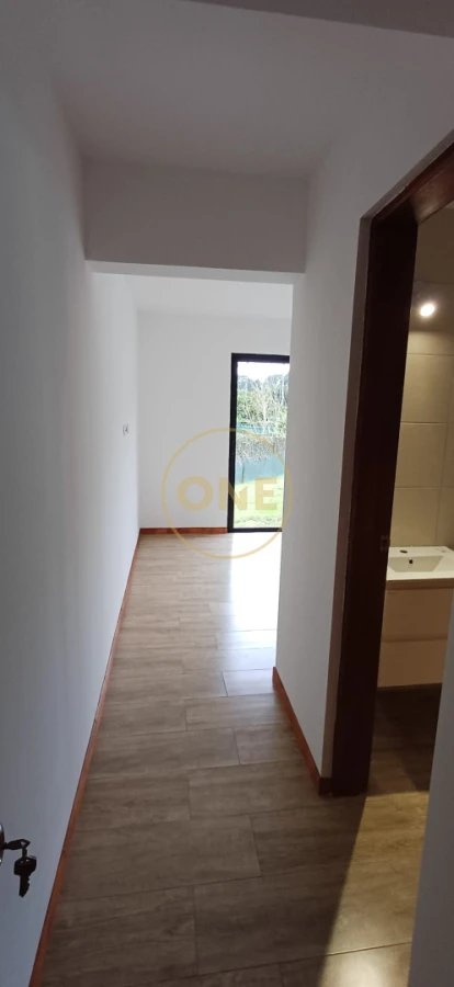 Casa ID.2256 - Casa de 3 dormitorios en Parque Burnett a la venta a estrenar!