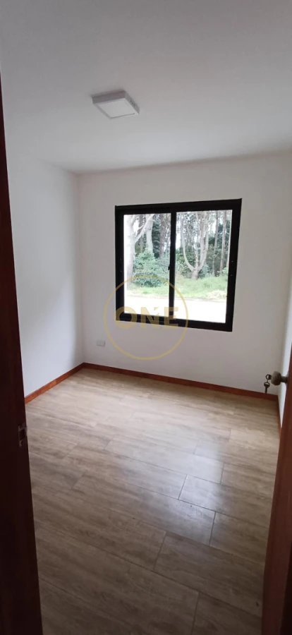 Casa ID.2256 - Casa de 3 dormitorios en Parque Burnett a la venta a estrenar!