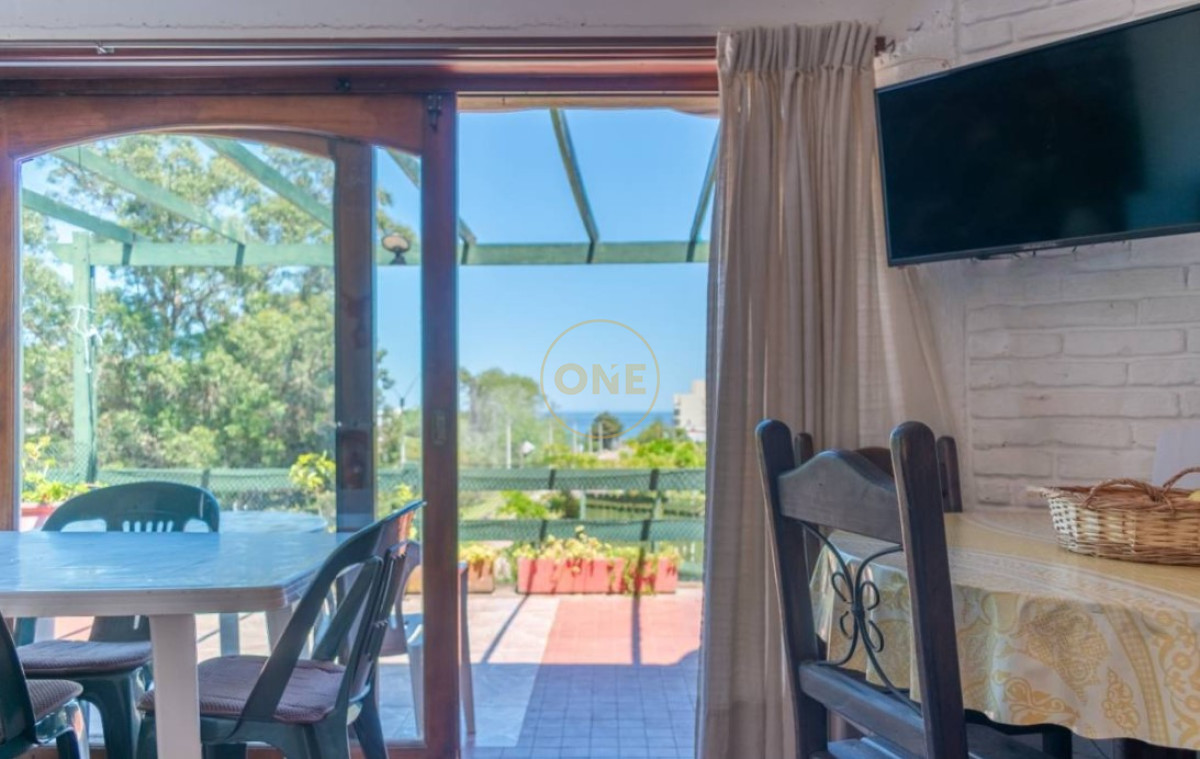 Casa ID.1695 - Venta Casa en playa Mansa Punta del Este Vista al Mar