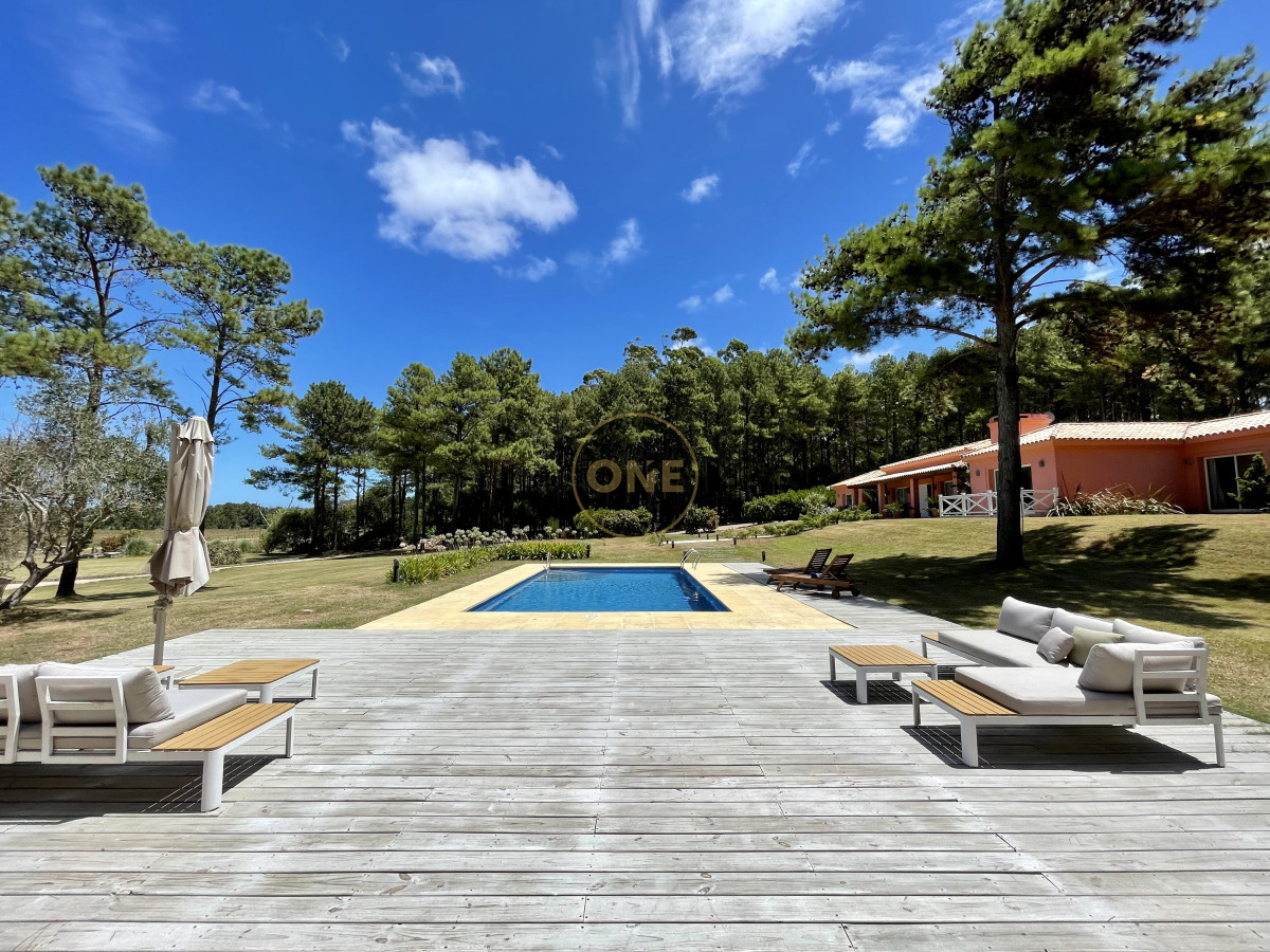 Casa ID.1656 - Chacra en venta minutos de playa Mansa Punta del Este 