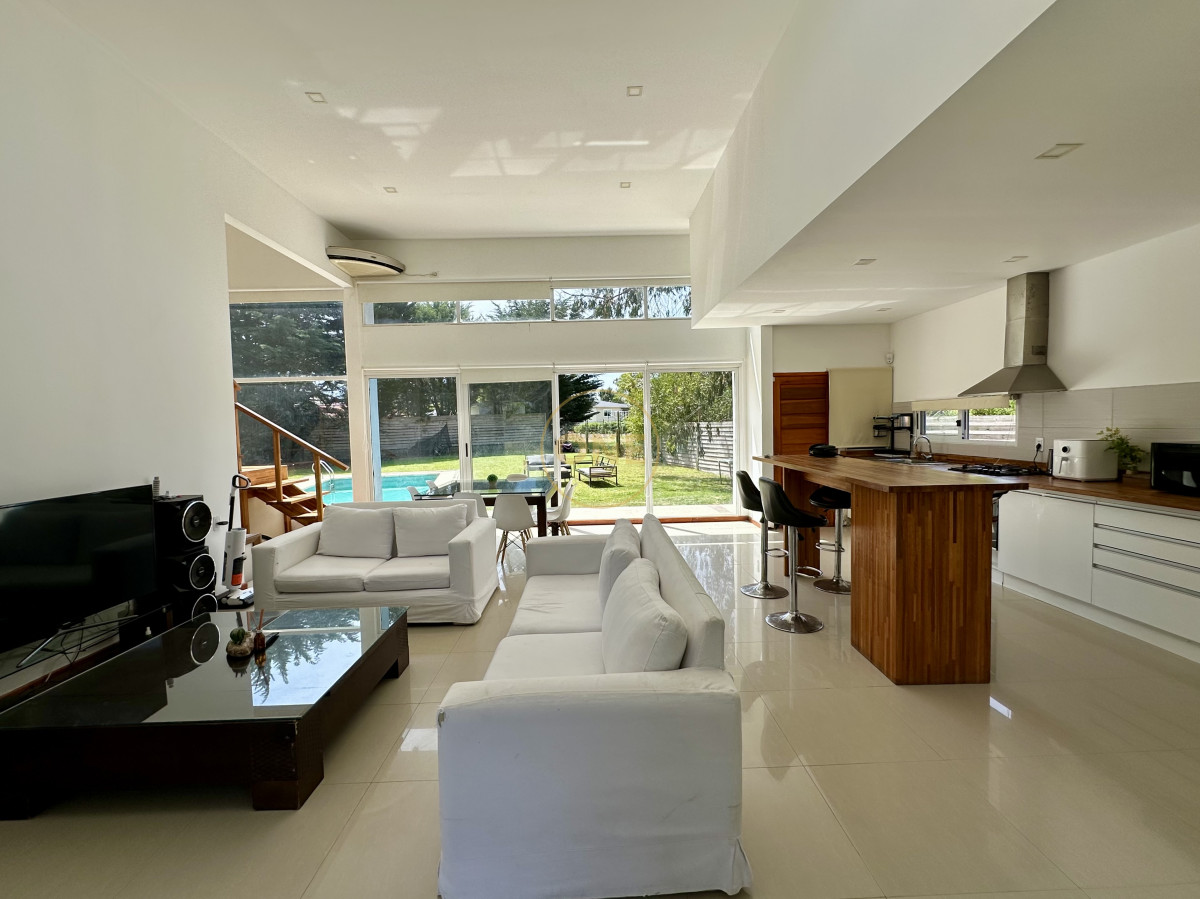 Casa ID.1969 - Casa en venta en Punta del Este Marly 