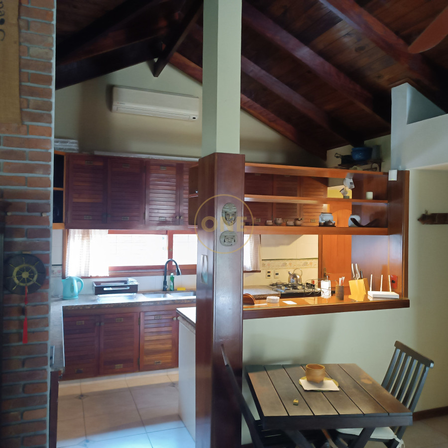 Casa ID.1588 - Casa en Venta en barrio Country de Piriápolis 