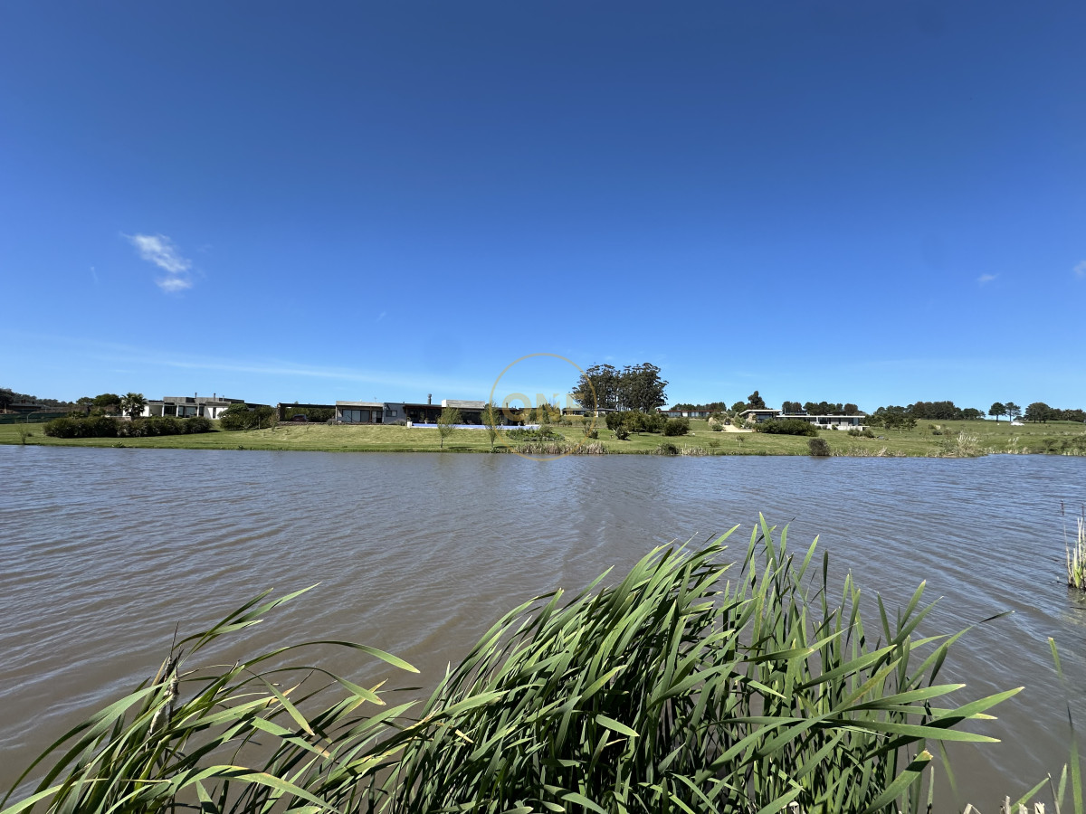 Casa ID.1950 - Casa en Alquiler por temporada de 5 Dormitorios Pueblo Mio Manantiales 