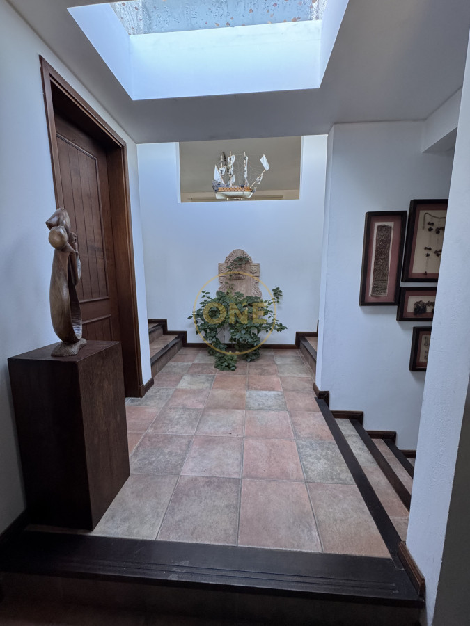 Casa ID.1745 - VENTA CASA 4 DORMITORIOS PUNTA BALLENA 