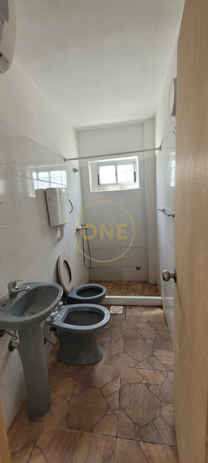 Casa ID.883 - Casa ph en venta Maldonado centro con renta 