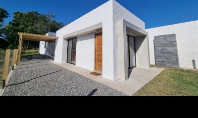 Casa en venta 2 dormitorios a estrenar Punta Colorada Piriápolis