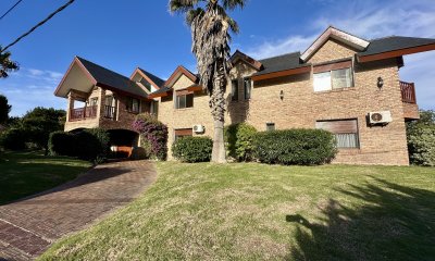 Casa en venta playa Mansa 7 dormitorios Punta del Este