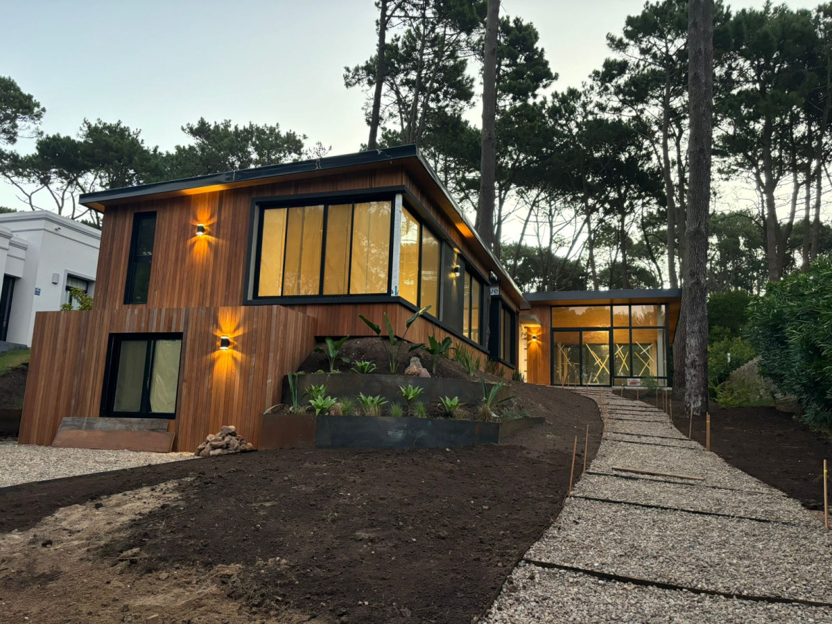 venta Casa a estrenar de 4 dormitorios en Rincón del Indio Punta del Este