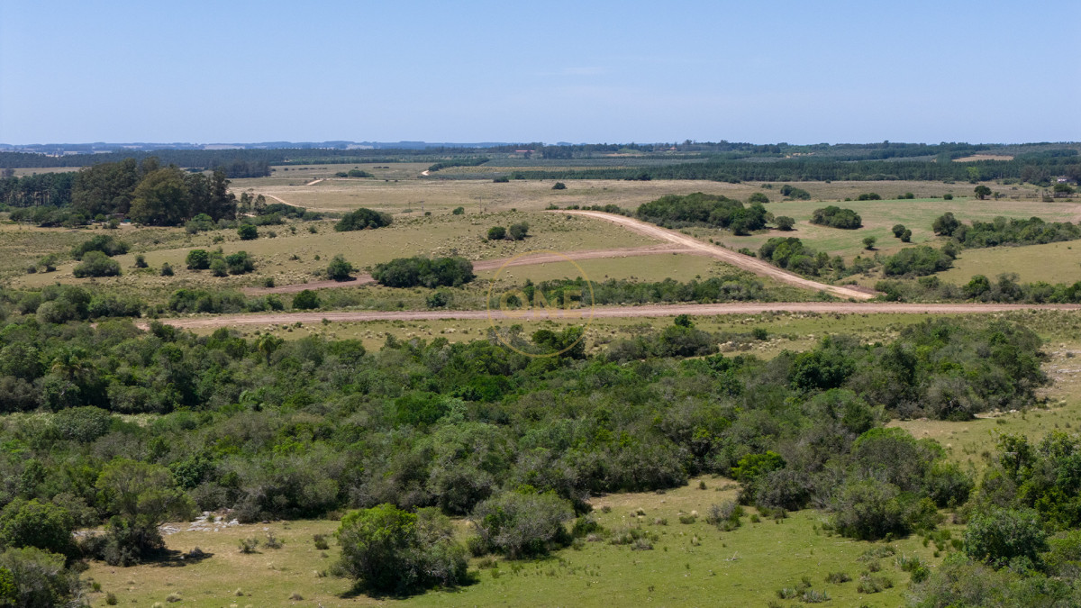 Chacra ID.2148 - Mirador de Garzón:  10 Chacras de 3 hectáreas en entorno exclusivo con seguridad