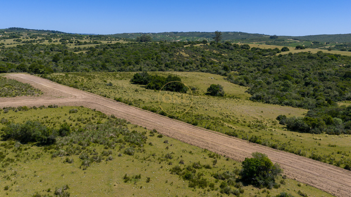 Chacra ID.2148 - Mirador de Garzón:  10 Chacras de 3 hectáreas en entorno exclusivo con seguridad