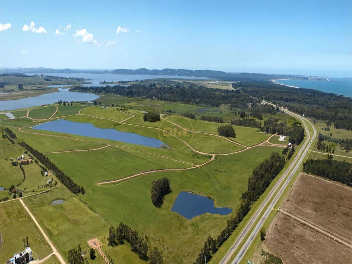 Terreno ID.1984 - VENTA TERRENO PUNTA DEL ESTE