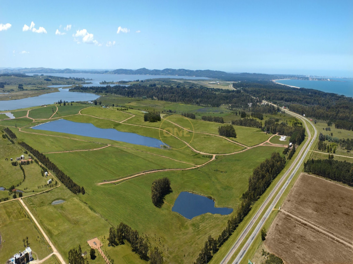 Terreno ID.1982 - VENTA TERRENO PUNTA DEL ESTE