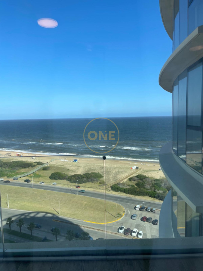 Apartamento ID.2069 - Exclusivo apartamento en Trump Tower, Playa Brava, Punta del Este, en Alquiler
